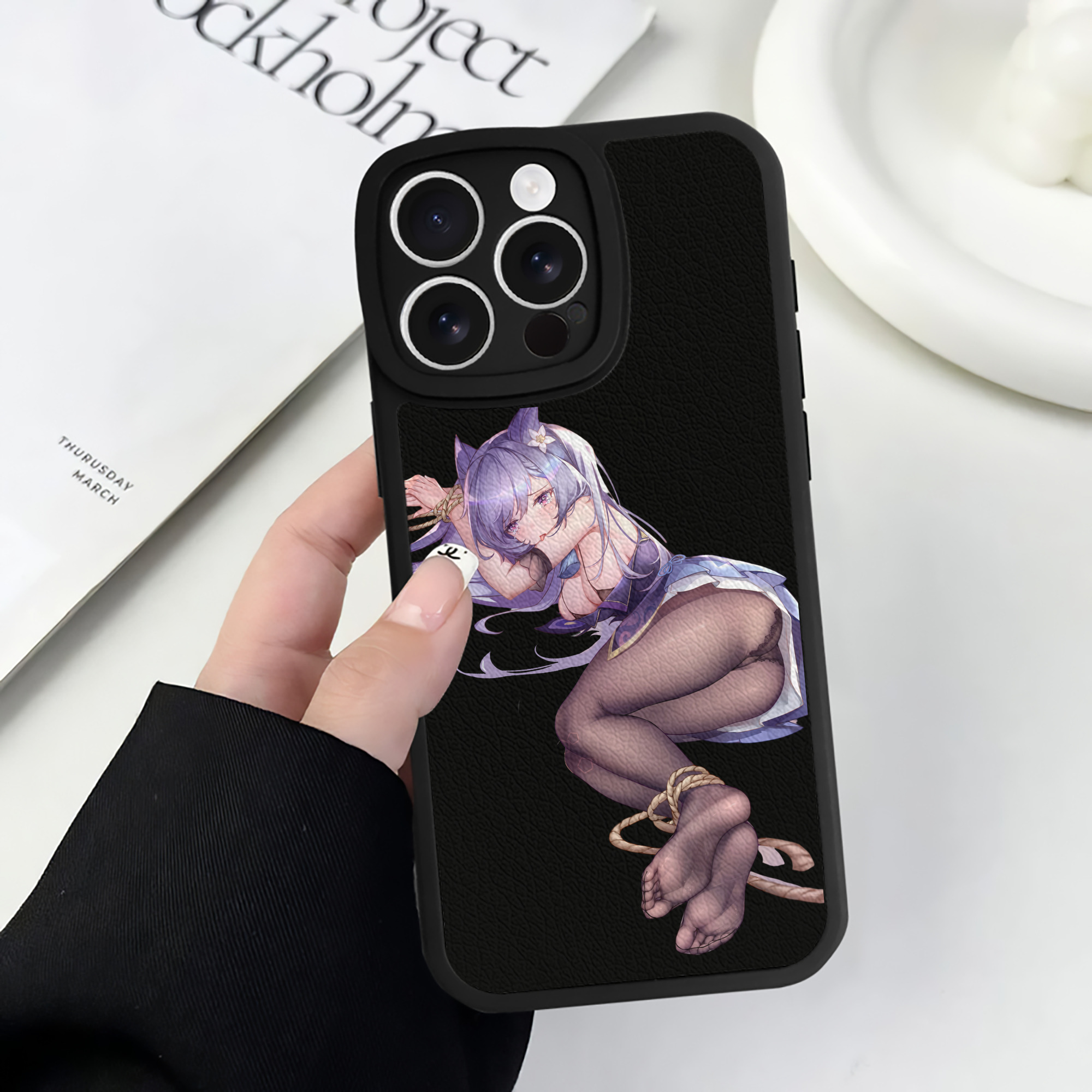 げんし神 刻晴 こくせい genshin Kokusei 【iPhone 16シリーズ対応】シリコンスマホケース（レザー調） 材質：シリコン